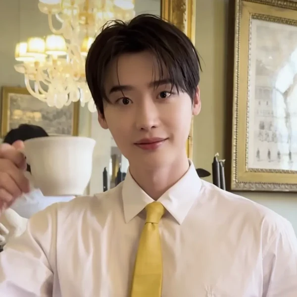 Momen terbaik Lee Jongsuk pilihan penggemar