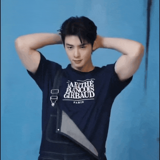 Popular photo full of fans’ love for Cha Eunwoo