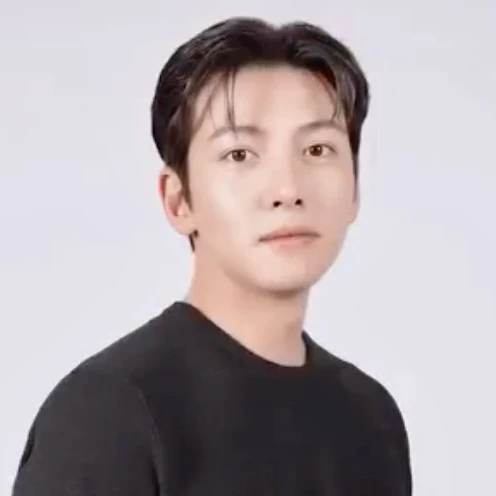 Today’s standout profile photo of Ji Changwook on Choeaedol Celeb