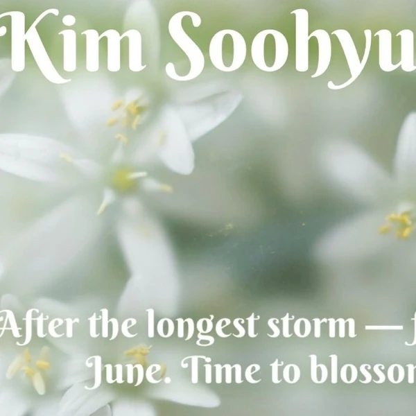 The most loved look of Kim Soohyun today