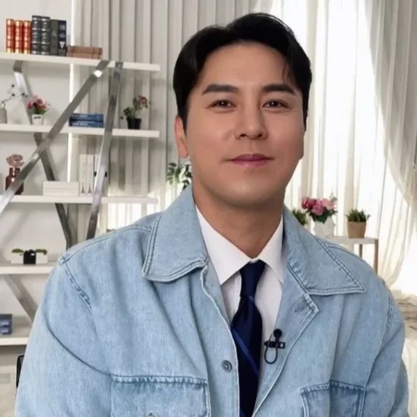 Penampilan Jang Minho yang paling disukai hari ini