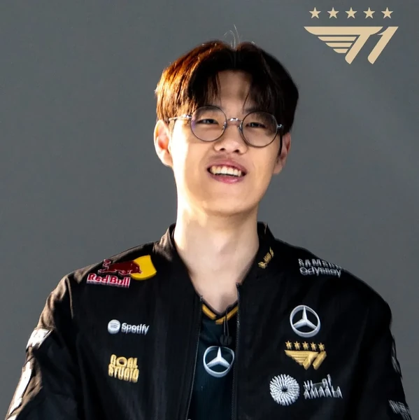 Today’s standout profile photo of Oner on Choeaedol Celeb
