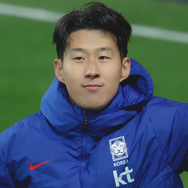 Today’s standout profile photo of Son Heungmin on Choeaedol Celeb