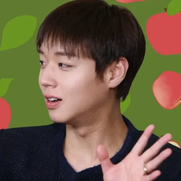 The most loved look of Park Jihoon today