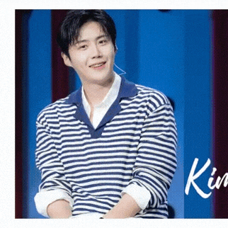 Representative photo of Kim Seonho showing their charm