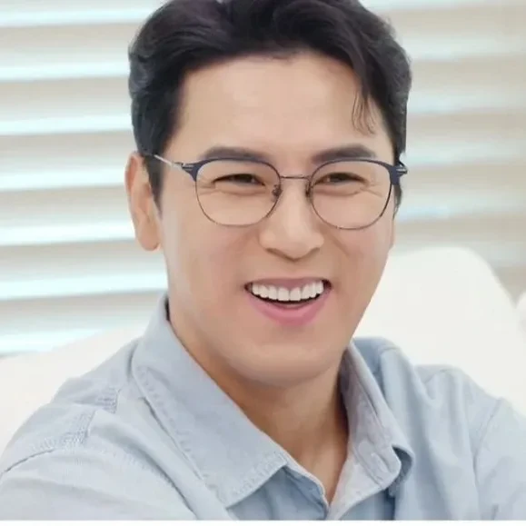 Penampilan Jang Minho yang paling disukai hari ini
