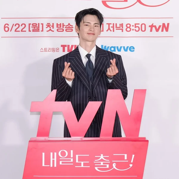 서인국 팬심 가득한 인기 사진