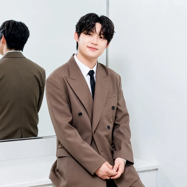 Popular photo full of fans’ love for Choi Jaemyeong