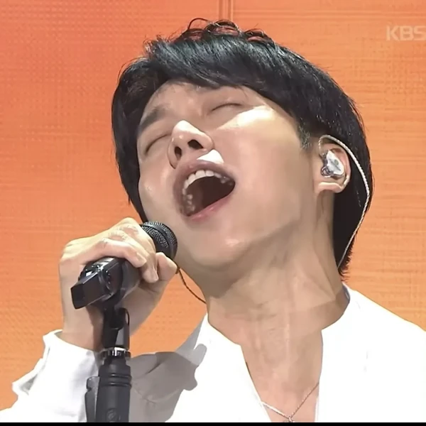 Top moment of Lee Seunggi chosen by fans