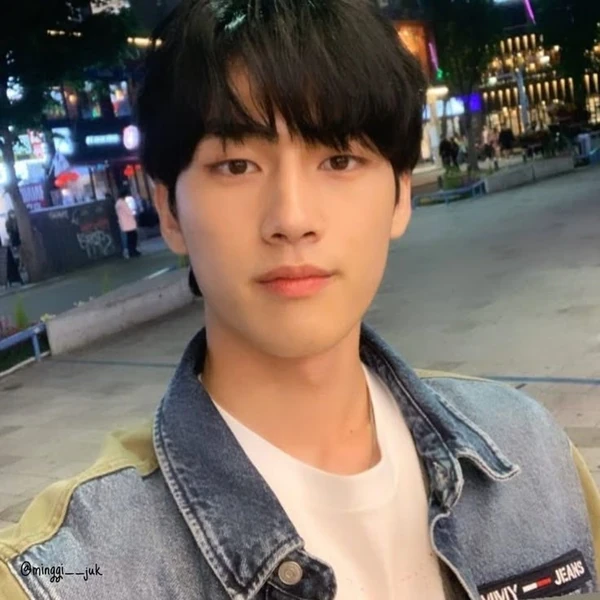 The most loved look of Hong Mingi today