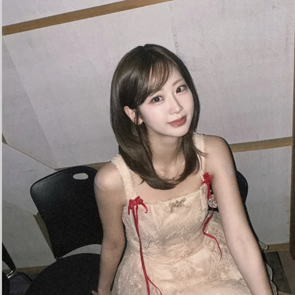Popular photo full of fans’ love for Kang Hyeyeon