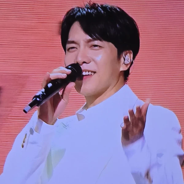 오늘 가장 사랑받은 이승기의 모습