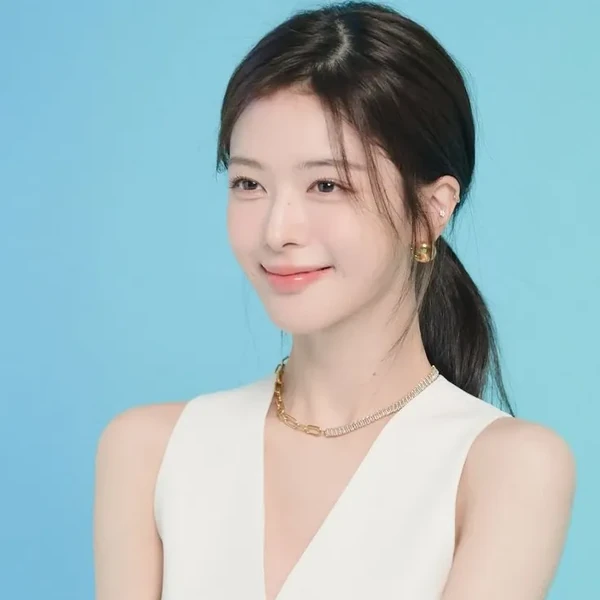 Popular photo full of fans’ love for Roh Jeongeui