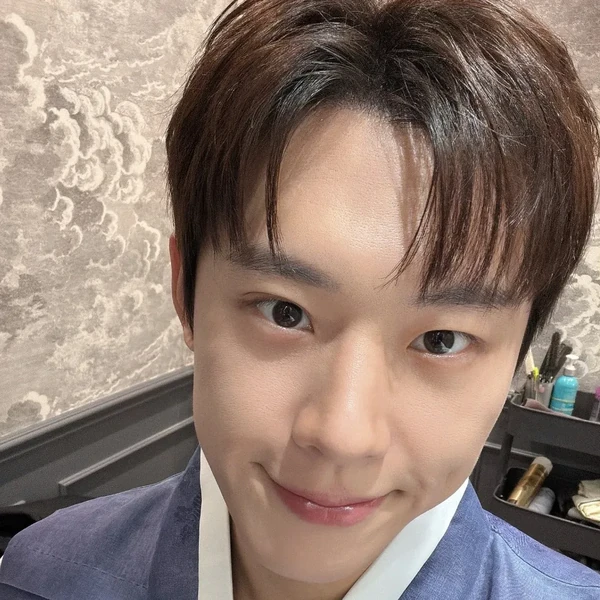 The most loved look of Kim Sungcheol today