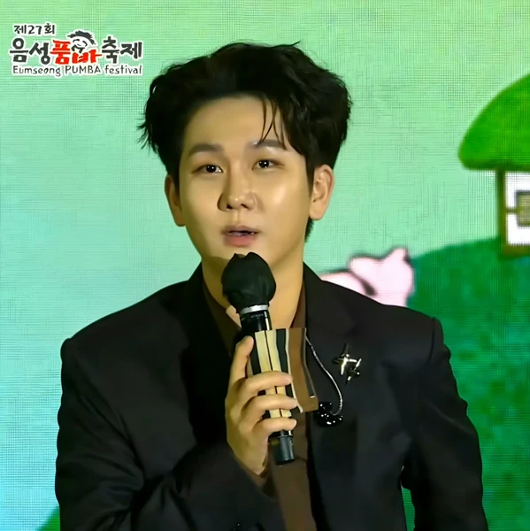 오늘 가장 사랑받은 김수찬의 모습