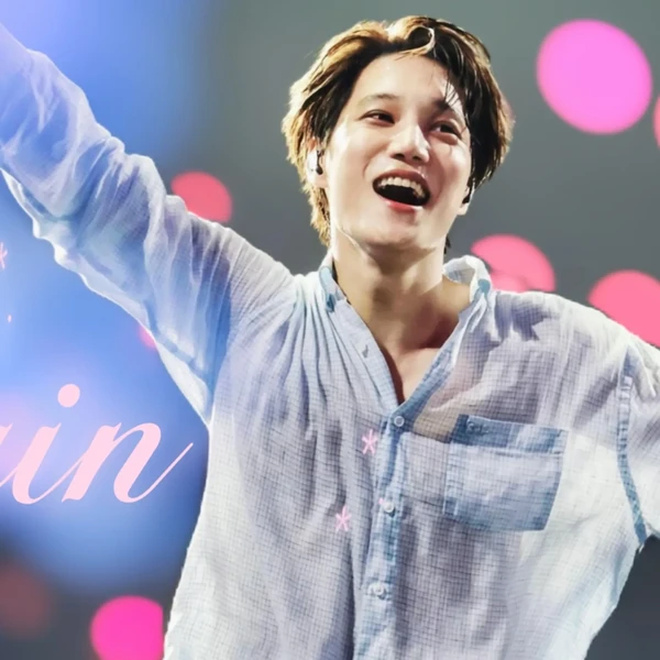 The most loved look of KAI today