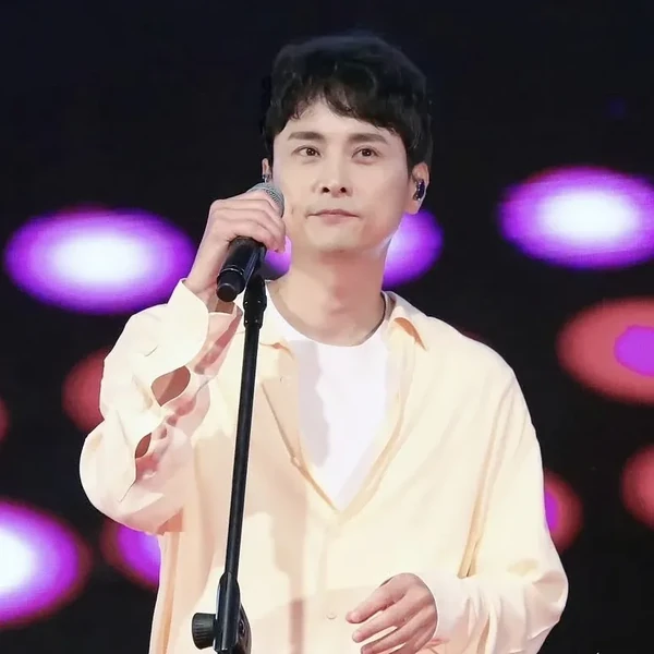 Momen terbaik Min Kyunghoon pilihan penggemar