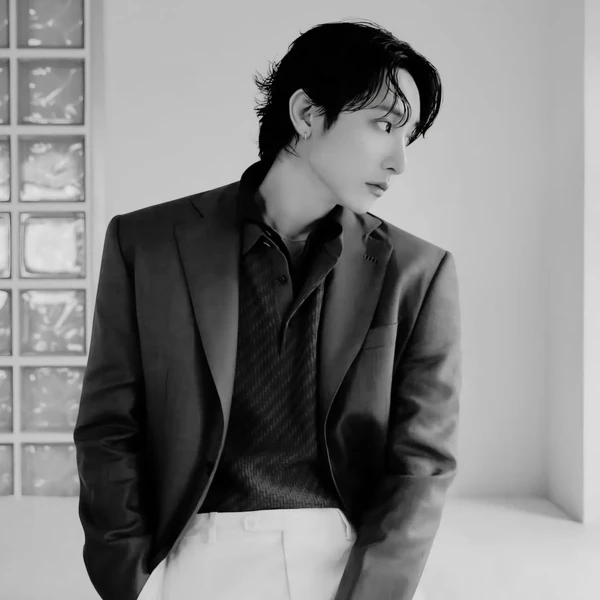The most loved look of Lee Soohyuk today