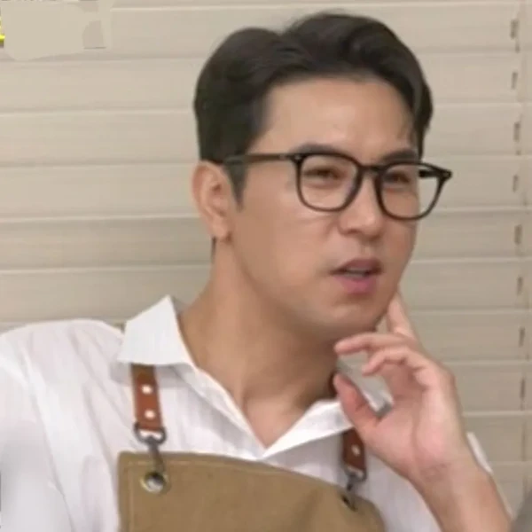 Penampilan Jang Minho yang paling disukai hari ini
