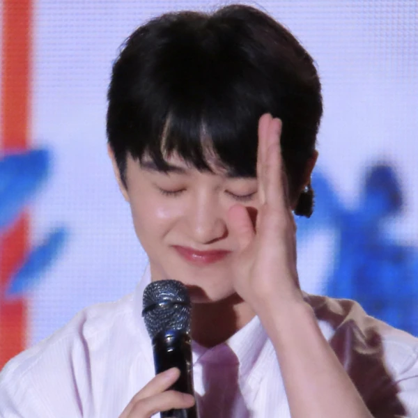 The most loved look of Doh Kyungsoo (D.O.) today