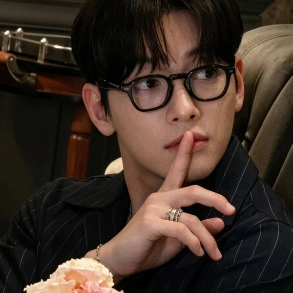 The most loved look of Ji Changwook today