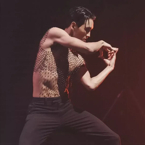 The most loved look of Choi Hojong today