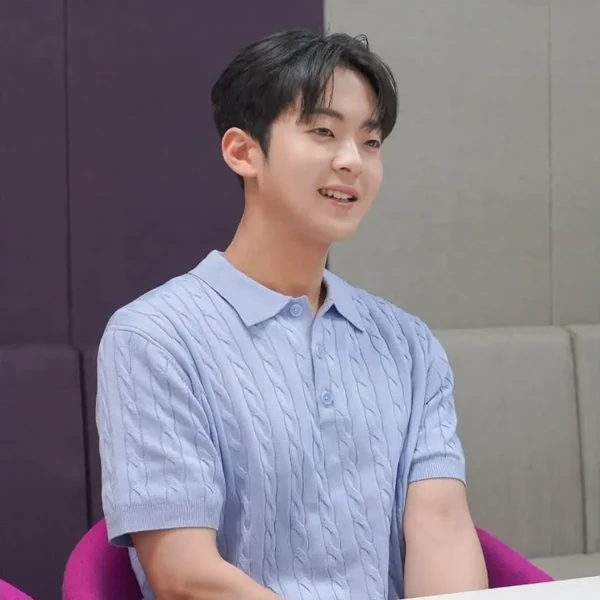 The most loved look of Park Minsu today