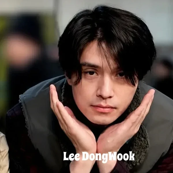 Today’s standout profile photo of Lee Dongwook on Choeaedol Celeb