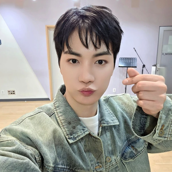 The most loved look of Secret Garden today
