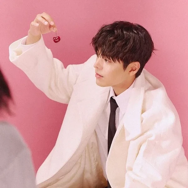 Top moment of Ryeoun chosen by fans