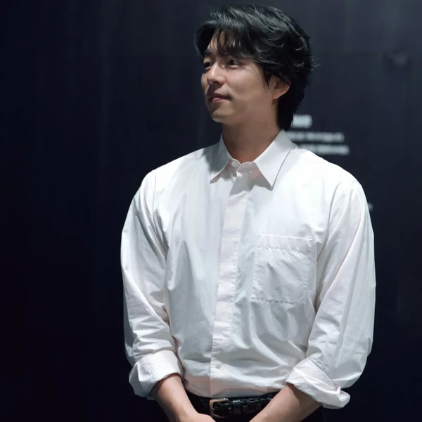 The most loved look of Gong Yoo today