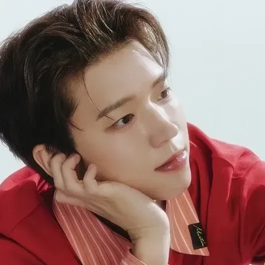 The most loved look of Nam Woohyun today
