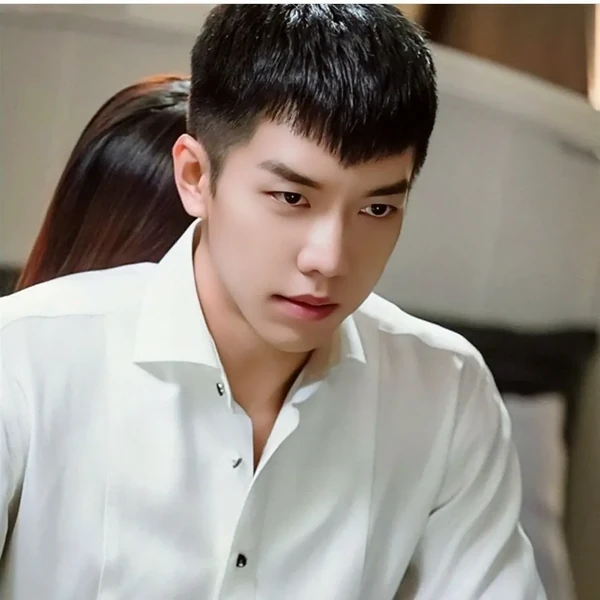 Momen terbaik Lee Seunggi pilihan penggemar