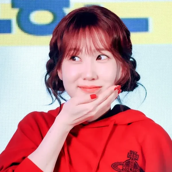 Popular photo full of fans’ love for Park Eunbin