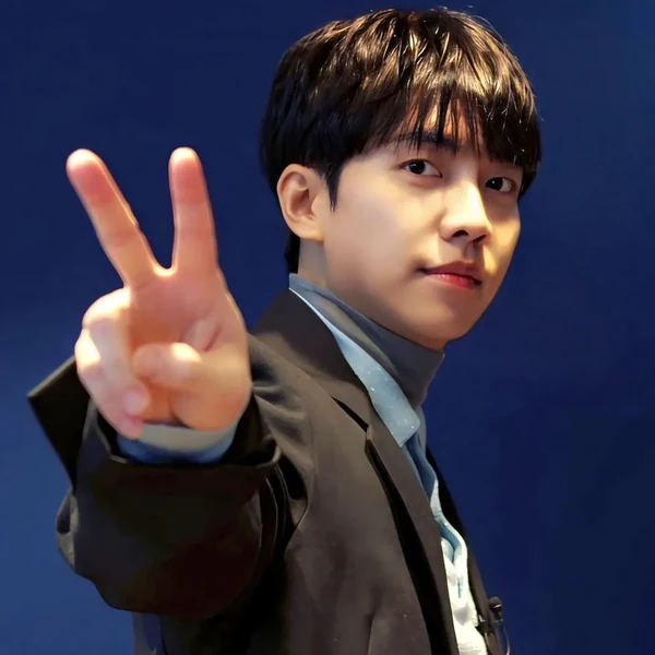Penampilan Lee Seunggi yang paling disukai hari ini