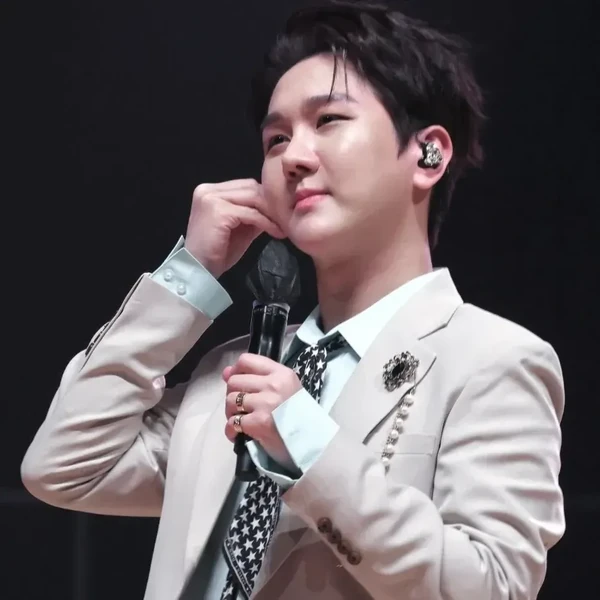 오늘 가장 사랑받은 김수찬의 모습