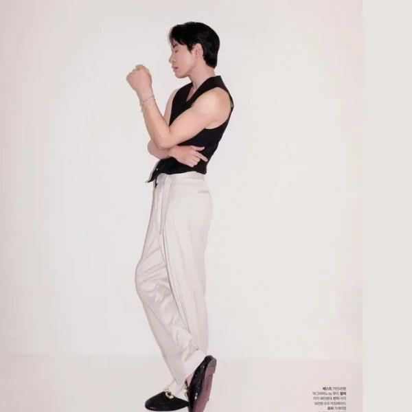The most loved look of Kim Jaewook today