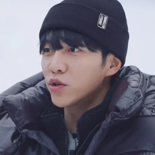 The most loved look of Lee Seunggi today