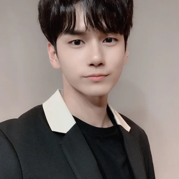 오늘 가장 사랑받은 옹성우의 모습