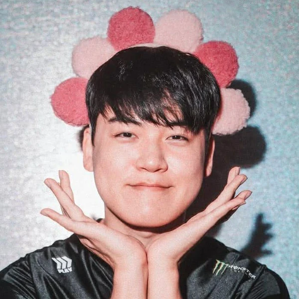 Popular profile image of Gumayusi selected by vote