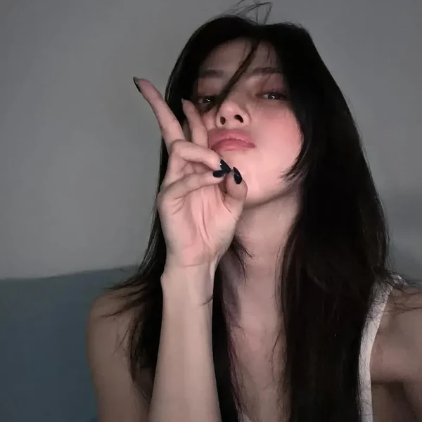 The most loved look of Han Sohee today