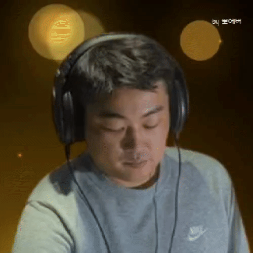 充满粉丝爱意的金浩中人气照片