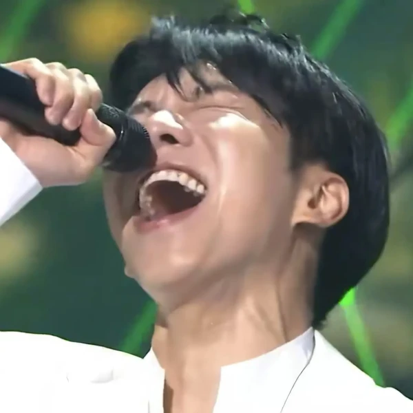 Top moment of Lee Seunggi chosen by fans