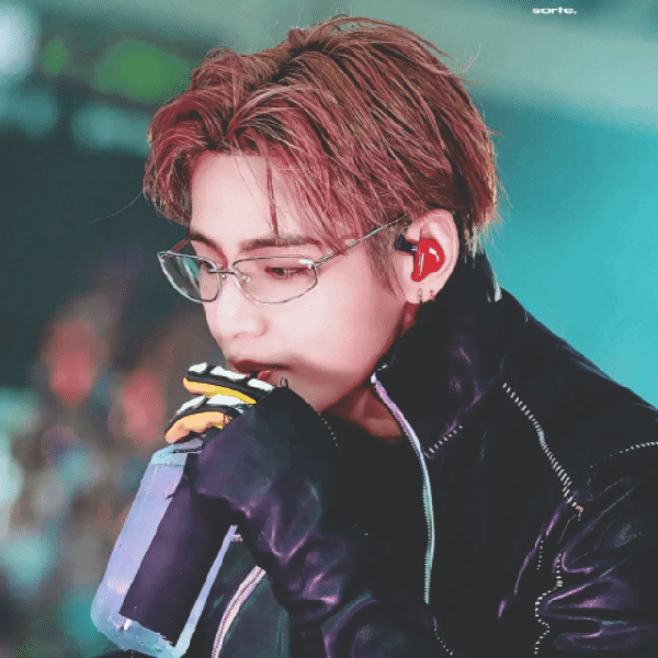 Popular photo full of fans’ love for Kim Taehyung (V)