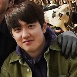 Penampilan Doh Kyungsoo (D.O.) yang paling disukai hari ini