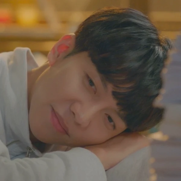 Penampilan Lee Seunggi yang paling disukai hari ini