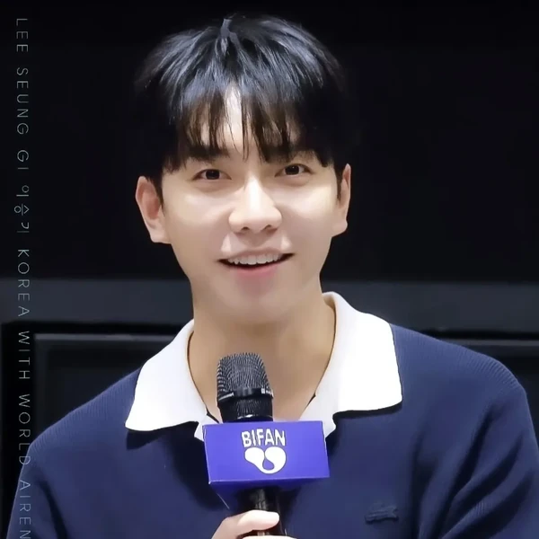充滿粉絲愛的李昇基人氣照片