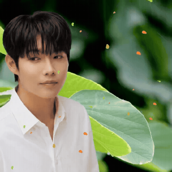 Popular photo full of fans’ love for Son Taejin