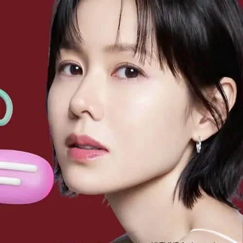 Foto populer Son Yejin yang penuh cinta dari penggemar