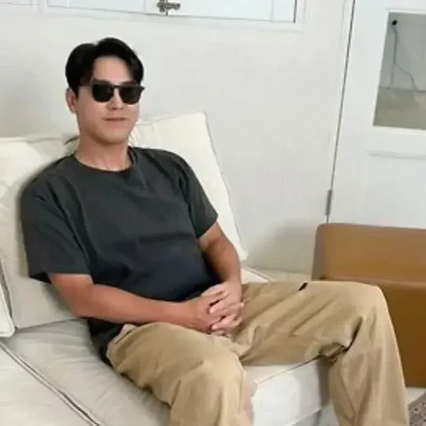 Foto populer Jang Minho yang penuh cinta dari penggemar